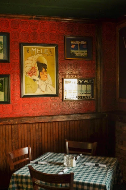 The 6 Best Burger Spots in Point Pleasant, NJ, Reviews 3 Frankie's Bar & Grill – American Eats in Point Pleasant
