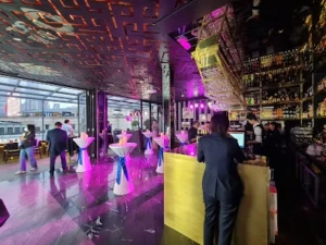 Restaurants on Nanjing Road East, Huangpu