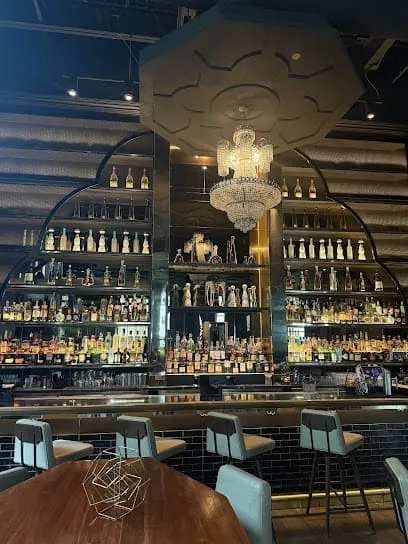 Nusr-Et Steakhouse Miami – Halal Burger in Miami, FL 1 Nusr-Et Steakhouse Miami halal burger